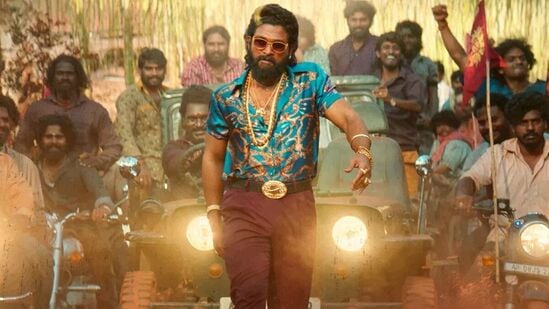 Pushpa 2 Records: అత్యధిక ఫస్ట్ వీకెండ్ కలెక్షన్లు సాధించిన సినిమా పుష్ప 2. ప్రపంచవ్యాప్తంగా తొలి వీకెండే రూ.800 కోట్లు, ఇండియాలో హిందీ నెట్ కలెక్షన్లు రూ.291 కోట్లుగా ఉన్నాయి.