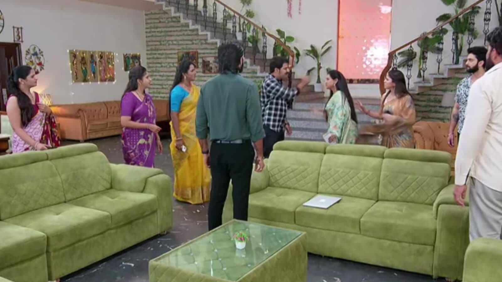 Brahmamudi December 11th Episode: కుటుంబాన్ని కోర్టుకు ఈడుస్తానన్న ధాన్యలక్ష్మీ- సీతారామయ్య వీలునామాతో పెద్ద ట్విస్ట్