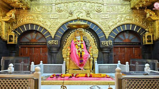 లంచ్, డిన్నర్, ఎంట్రెన్స్ టికెట్స్, టూర్ గైడ్ ఈ ప్యాకేజీలో అందుబాటులో ఉంటాయి. ఏదైనా వ్యక్తిగత ఖర్చులు ఉంటే మీరు పెట్టుకోవాలి.&nbsp;