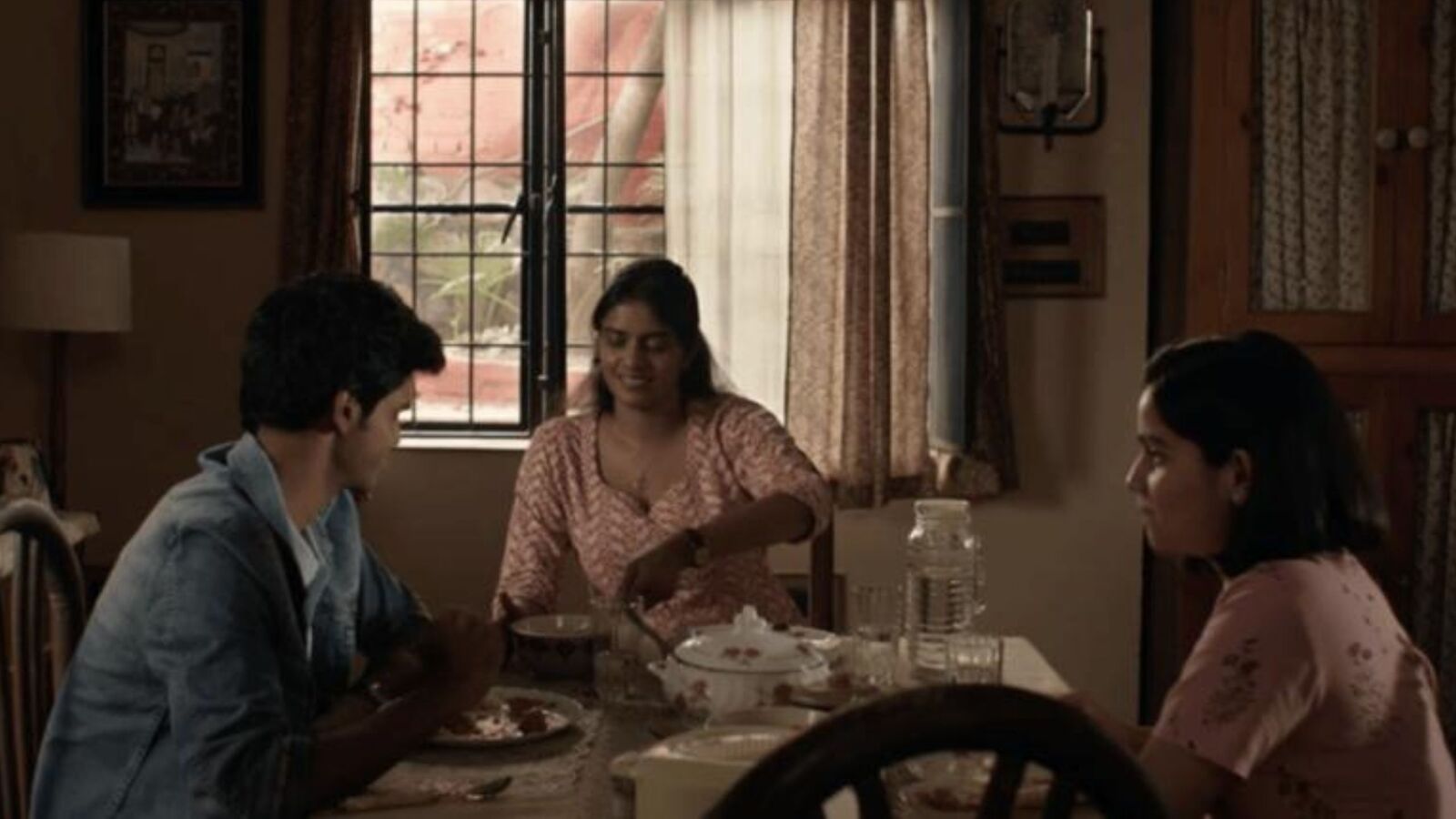 OTT Bold: ఓటీటీ ట్రెండింగ్‌లో న్యూ బోల్డ్ మూవీ.. కామ కోరికలతో రగిలిపోయే కూతురు కథ.. 7.1 ఐఎమ్‌డీబీ రేటింగ్!