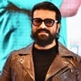 మెగా పవర్ స్టార్ రామ్చరణ్ హీరోగా నటించిన గేమ్ ఛేంజర్ సినిమా 2025 జనవరి 10వ తేదీన రిలీజ్ కానుంది. ఈ తరుణంలో అమెరికాలోని డల్లాస్ వేదికగా నేడు (డిసెంబర్ 21) ప్రీ-రిలీజ్ ఈవెంట్ను మూవీ టీమ్ నిర్వహిస్తోంది. <p>మెగా పవర్ స్టార్ రామ్చరణ్ హీరోగా నటించిన గేమ్ ఛేంజర్ సినిమా 2025 జనవరి 10వ తేదీన రిలీజ్ కానుంది. ఈ తరుణంలో అమెరికాలోని డల్లాస్ వేదికగా నేడు (డిసెంబర్ 21) ప్రీ-రిలీజ్ ఈవెంట్ను మూవీ టీమ్ నిర్వహిస్తోంది. </p>