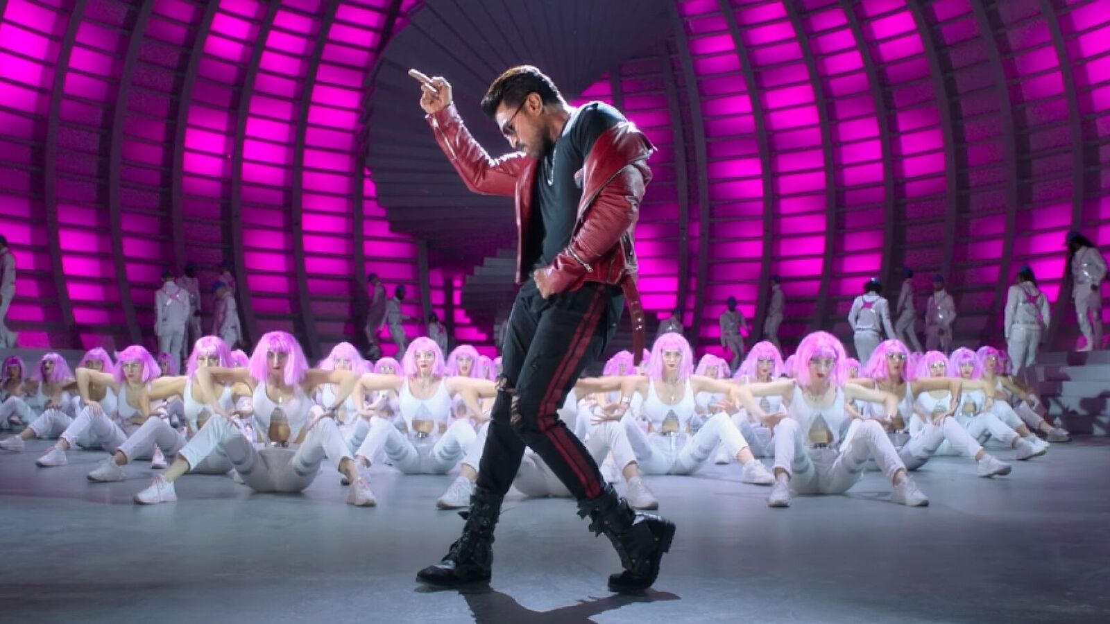 Game Changer Dhop Song: ఫుల్ గ్రేస్‍తో రామ్‍చరణ్ ‘దోప్’ స్టెప్స్ అదుర్స్.. గేమ్ ఛేంజర్ మరో పాట రిలీజ్.. జానీ కొరియోగ్రఫీ