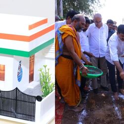 <p>శనివారం ఉమ్మడి ఖమ్మం జిల్లాలో పర్యటించిన మంత్రి పొంగులేటి… కల్లూరు మండలంలో ఇందిరమ్మ మోడల్ ఇండ్ల నిర్మాణం కోసం శంకుస్థాపన చేశారు. ఈ సందర్భంగా మాట్లాడుతూ… రాబోయే నాలుగు ఏళ్లలో 20 లక్షల ఇళ్లకు తగ్గకుండా కట్టాలన్నదే కాంగ్రెస్ ప్రభుత్వ లక్ష్యమని చెప్పుకొచ్చారు.</p>