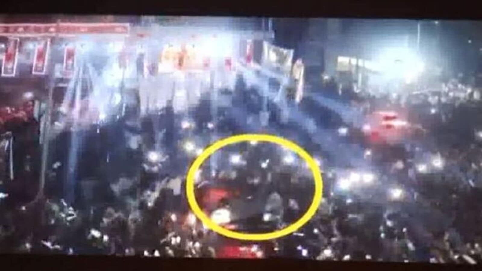 Sandhya Theater Stampede Case : సంధ్య థియేటర్ తొక్కిసలాట ఘటన.. 18 మందిపై కేసు నమోదు.. లిస్టు ఇదే