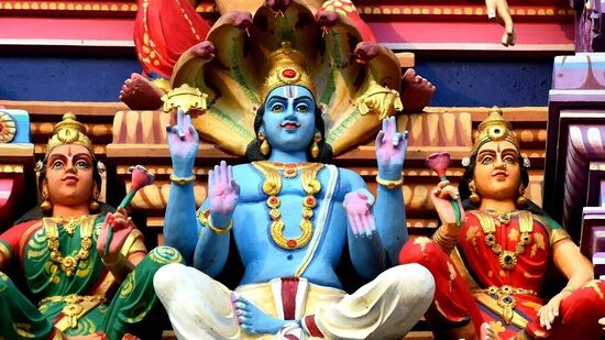 <p>ఈ ఏడాదిలో చివరి ఏకాదశి సఫల ఏకాదశి. డిసెంబర్ 26న ఈ ఏకాదశి రాబోతోంది. కొన్ని రాశుల వారికి లక్ష్మీనారాయణుడి ఆశీస్సులు దొరుకుతాయి.&nbsp;</p>