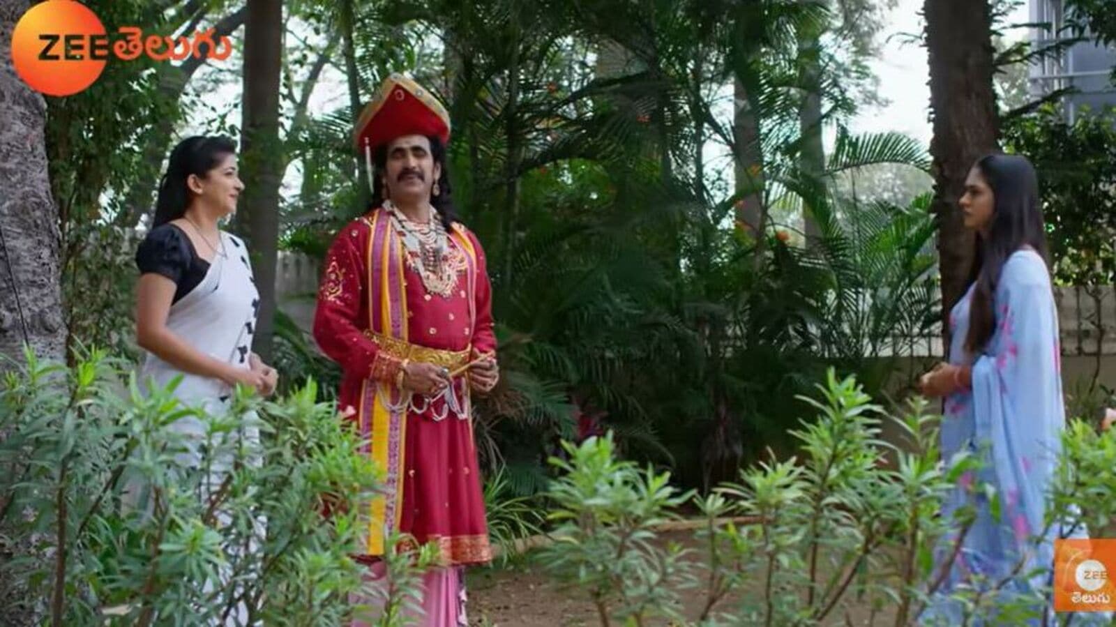 Telugu Cinema News Live December 26, 2024: NNS 26th December Episode: ​​​​పక్కింటి అక్కనే ఆరు ఏమోనన్న రాథోడ్​.. మిస్సమ్మలో మొదలైన అనుమానం.. మనోహరికి వార్నింగ్​​!