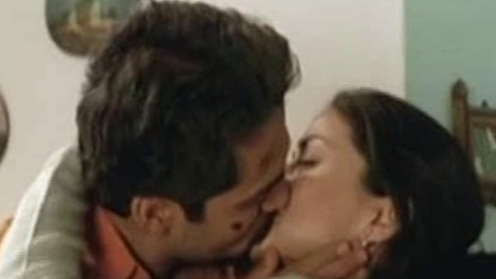 OTT Top Psychological Thriller Movies: మనోరమ సిక్స్ ఫీట్ అండర్ మూవీని ప్రైమ్ వీడియోలో చూడొచ్చు. అభయ్ డియోల్ నటించిన ఈ సినిమా మంచి థ్రిల్ పంచుతుంది. OTT Top Psychological Thriller Movies: మనోరమ సిక్స్ ఫీట్ అండర్ మూవీని ప్రైమ్ వీడియోలో చూడొచ్చు. అభయ్ డియోల్ నటించిన ఈ సినిమా మంచి థ్రిల్ పంచుతుంది.