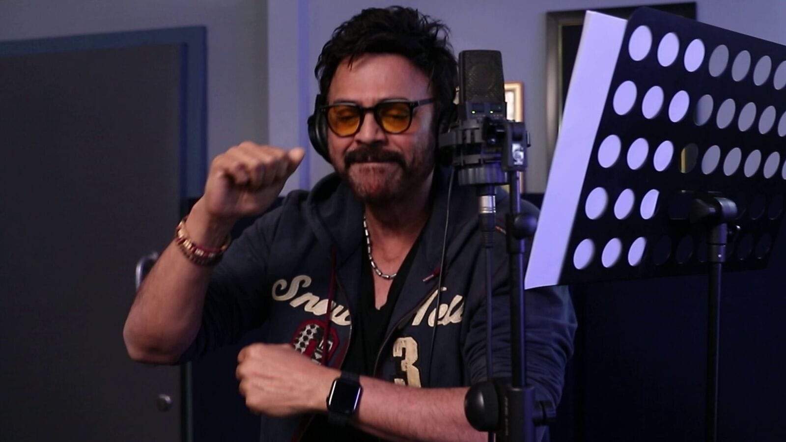 Venkatesh Singing: ఏడేళ్ల తర్వాత మళ్లీ పాట పాడనున్న వెంకటేష్.. సంక్రాంతికి వస్తున్నాంలో స్పెషల్ సాంగ్.. వీడియో రిలీజ్