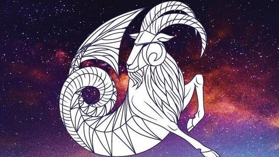 మకర రాశి వారికి శని సంచారం మంచి ఫలితాలను ఇస్తుంది. ఈ రాశి వారిలో ఆత్మవిశ్వాసం పెరుగుతుంది. ఆరోగ్య సంబంధిత సమస్యలు తొలగుతాయి. కొత్త ఉద్యోగం ప్రారంభిస్తారు. మీ అసంపూర్తిగా ఉన్న పనులన్నీ పూర్తవుతాయి. బంధువుల నుండి మద్దతు లభిస్తుంది. మీ తల్లి ఆరోగ్యం పట్ల శ్రద్ధ వహించండి. మీ పెట్టుబడి పెద్ద లాభాలను తెచ్చిపెడుతుంది.