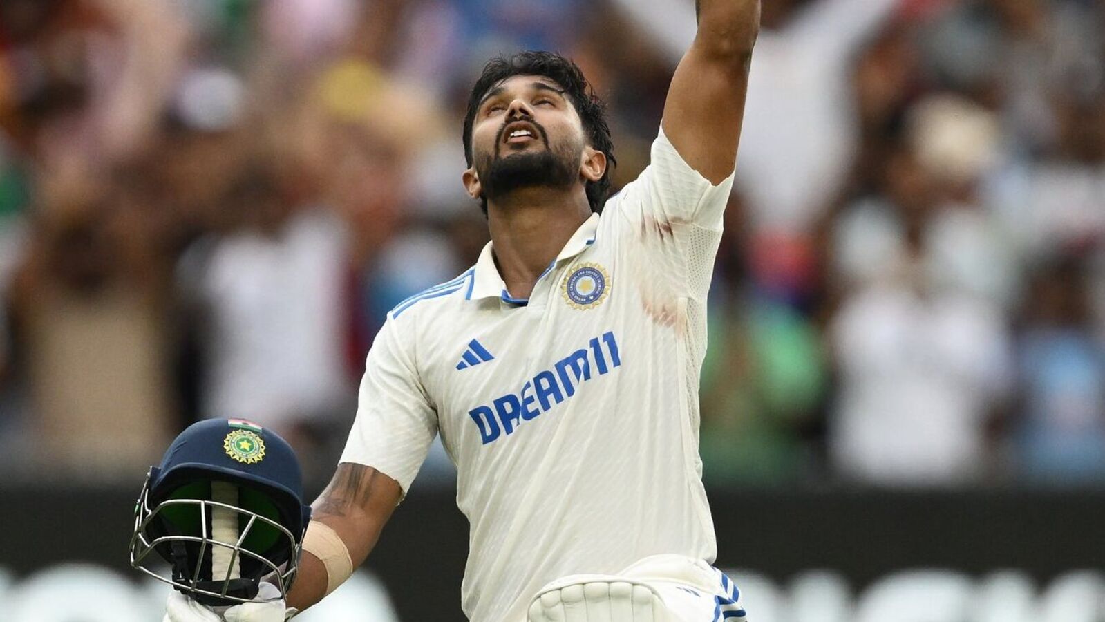 Nitish Kumar Reddy: నితీష్ కుమార్ సెంచ‌రీ - కామెంట‌రీ బాక్స్‌లో క‌న్నీళ్లు పెట్టుకున్న ర‌వి శాస్త్రి - వీడియో వైర‌ల్‌