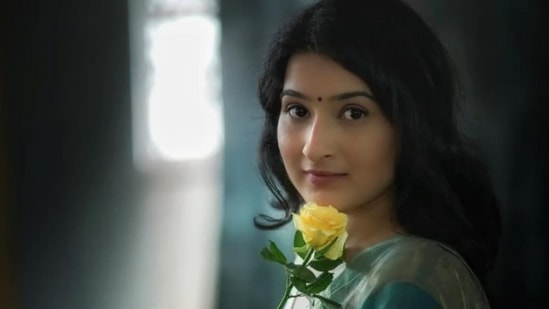 Gutar Gu OTT: ఎమ్ఎక్స్ ప్లేయర్ ఓటీటీలో ఫ్రీగా చూసే టాప్ 2 వెబ్ సిరీస్ గుటర్ గు. రొమాంటిక్ డ్రామాగా తెరకెక్కిన ఈ సిరీస్‌కు 8.3 ఐఎమ్‌డీబీ రేటింగ్ ఉండటం విశేషం.