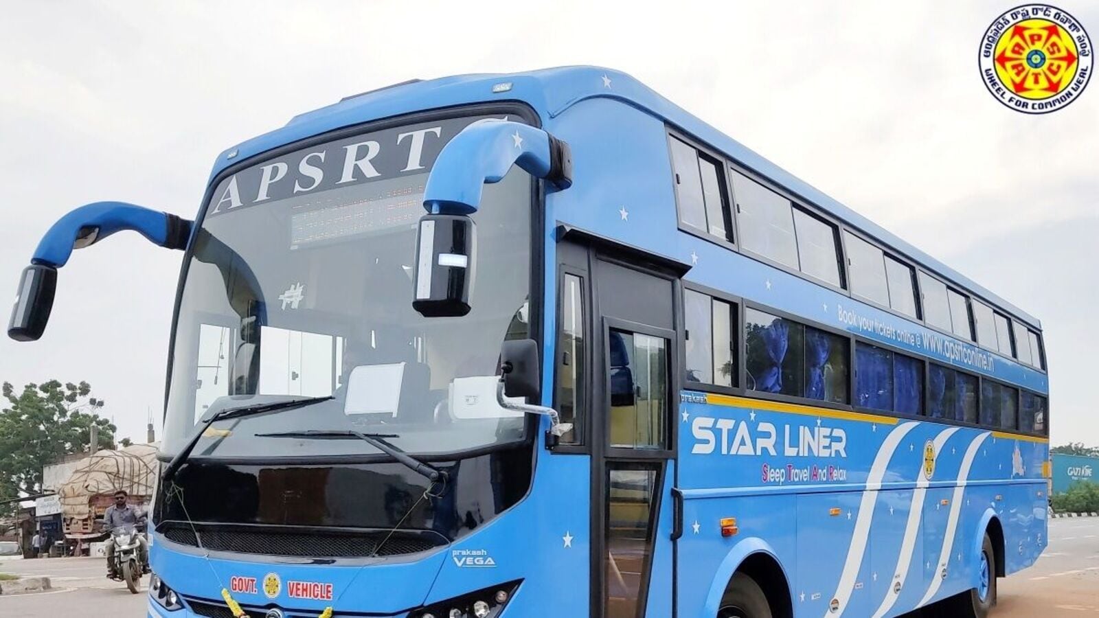 APSRTC : సంక్రాంతికి సొంతూర్లకు వెళ్లేవారికి ఏపీఎస్ఆర్టీసీ గుడ్‌న్యూస్,విజ‌య‌వాడ‌ నుంచి 1350, విశాఖ‌ నుంచి 800 స్పెషల్స్