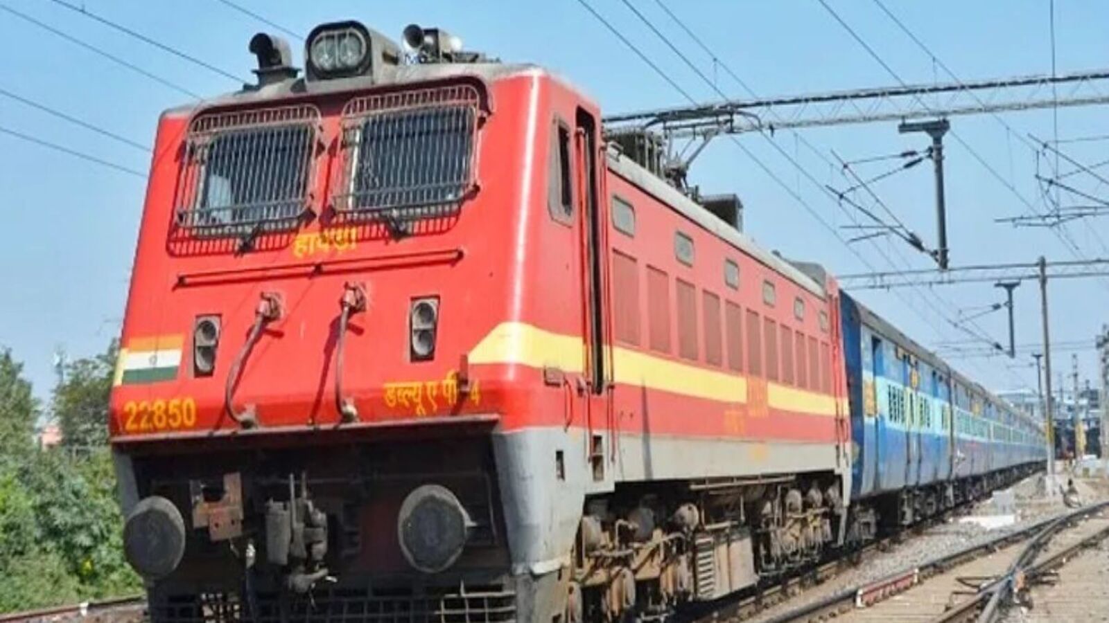 Kumbh Mela Trains : కుంభ మేళాకు వెళ్లే భక్తులకు దక్షిణ మధ్య రైల్వే గుడ్ న్యూస్, మరో ఎనిమిది ప్రత్యేక రైళ్లు ప్రకటన