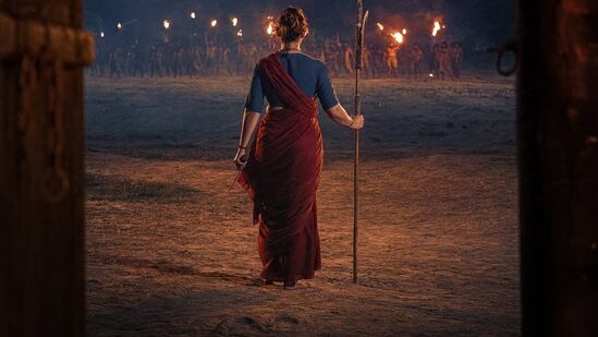 Nayanthara New Year Celebrations: అటు నయనతార సెంథిల్ నల్లసామి దర్శకత్వంలో తెరకెక్కుతున్న రక్కాయి చిత్రంలో నటిస్తోంది. ఇదే కాకుండా మరో ఐదు సినిమాల్లో కూడా 2025లో ఆమె నటించనుంది. Nayanthara New Year Celebrations: అటు నయనతార సెంథిల్ నల్లసామి దర్శకత్వంలో తెరకెక్కుతున్న రక్కాయి చిత్రంలో నటిస్తోంది. ఇదే కాకుండా మరో ఐదు సినిమాల్లో కూడా 2025లో ఆమె నటించనుంది.