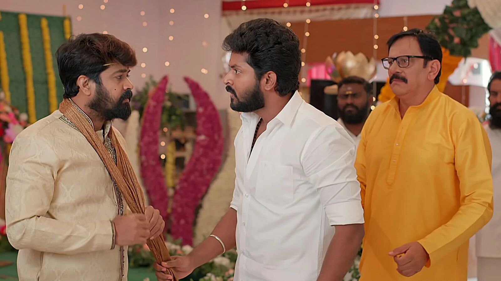 Gunde Ninda Gudi Gantalu: మౌనిక మెడ‌లో తాళి క‌ట్టిన సంజు - పెళ్లి పందిట్లో బాలుకు అవ‌మానం - మీనా క‌న్నీళ్లు!