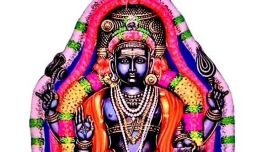 2025 లో దేవగురు తన రాశిని ఒకసారి కాదు మూడు సార్లు మారుస్తాడు. కొత్త సంవత్సరంలో బృహస్పతి మూడు రెట్లు వేగంగా కదులుతుంది. బృహస్పతి మొదట మే 14, 2025 న మిథున రాశిలో సంచరిస్తాడు. అతను అక్టోబర్ 18 న కర్కాటక రాశిలోకి ప్రవేశిస్తాడు. తరువాత డిసెంబర్ 5 న అతను తిరిగి మిథున రాశిలోకి వెళ్తాడు. ఈ విధంగా బృహస్పతి 2025 లో మూడు సార్లు రాశిని మారుస్తాడు.