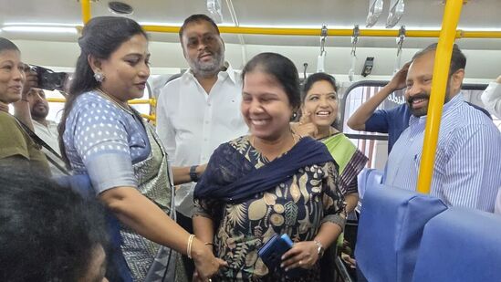 కర్ణాటకలో 15 శాతం బస్సు ఛార్జీల పెంపుతో నెలకు రూ.74.85 కోట్లు, ఏడాదికి సుమారు రూ.784 కోట్ల అదనపు ఆదాయం సమకూరనుంది. ప్రభుత్వ బస్సుల్లో మహిళలకు ఉచిత బస్సు ప్రయాణాన్ని అందించే రాష్ట్ర ప్రతిష్టాత్మక శక్తి పథకం ఆర్థిక భారాన్ని పాక్షికంగా పూడ్చడమే ఈ సవరణ లక్ష్యమని కేఎస్‌ ఆర్టీసీ చెబుతోంది. &nbsp;గత ఏడాది ప్రారంభించిన శక్తి పథకానికి నెలకు సుమారు రూ.417 కోట్లు ఖర్చవుతుండగా, ఒక్కో కార్పొరేషన్ కు రూ.104 కోట్లు కేటాయించారు. ఏపీలో కూడా ఈ పథకాన్ని అమలు చేసే లక్ష్యంతో ప్రభుత్వం ఉంది.&nbsp;&nbsp;