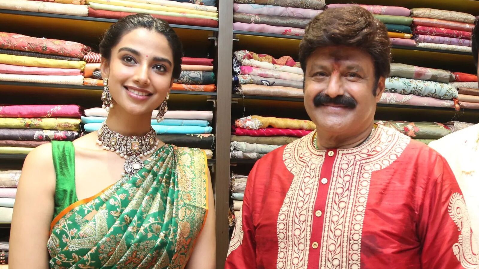 Balakrishna: బాలకృష్ణ చాలా ఎమోషనల్ పర్సన్.. ఆమెతో ఫ్యాన్ మూమెంట్.. హీరోయిన్ మీనాక్షి చౌదరి కామెంట్స్