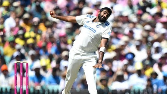 ఆస్ట్రేలియా బ్యాటర్ మార్నస్ లబుషేన్‍ను ఐదో టెస్టు రెండో రోజు బుమ్రా ఔట్ చేశాడు. దీంతో ఈ సిరీస్‍లో 32వ వికెట్ దక్కించుకున్నాడు. మరో రికార్డు బద్దలు కొట్టాడు.&nbsp;