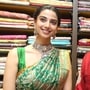 బాలకృష్ణ చాలా ఎమోషనల్ పర్సన్.. ఆమెతో ఫ్యాన్ మూమెంట్.. హీరోయిన్ మీనాక్షి చౌదరి కామెంట్స్
బాలకృష్ణ చాలా ఎమోషనల్ పర్సన్.. ఆమెతో ఫ్యాన్ మూమెంట్.. హీరోయిన్ మీనాక్షి చౌదరి కామెంట్స్