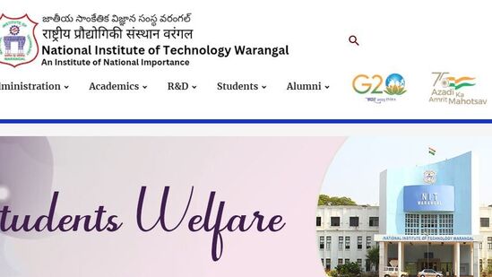 అర్హతలు చూస్తే పోస్టును అనుసరించి సంబంధిత విభాగంలో ఉత్తీర్ణత ఉండాలి. 56 ఏళ్లు మించకూడదు. ధ్రువపత్రాల పరిశీలన తర్వాత ఇంటర్వ్యూలకు పిలుస్తారు. ఇందుకు సంబంధించిన వివరాలను నోటిఫికేషన్ లో పేర్కొన్నారు.&nbsp;