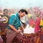 గేమ్ ఛేంజర్ మూవీ కోసం రామ్చరణ్ తన రెమ్యూనరేషన్ను 25 నుంచి 30 కోట్ల వరకు తగ్గించినట్లు తెలిసింది. <p>గేమ్ ఛేంజర్ మూవీ కోసం రామ్చరణ్ తన రెమ్యూనరేషన్ను 25 నుంచి 30 కోట్ల వరకు తగ్గించినట్లు తెలిసింది. </p>