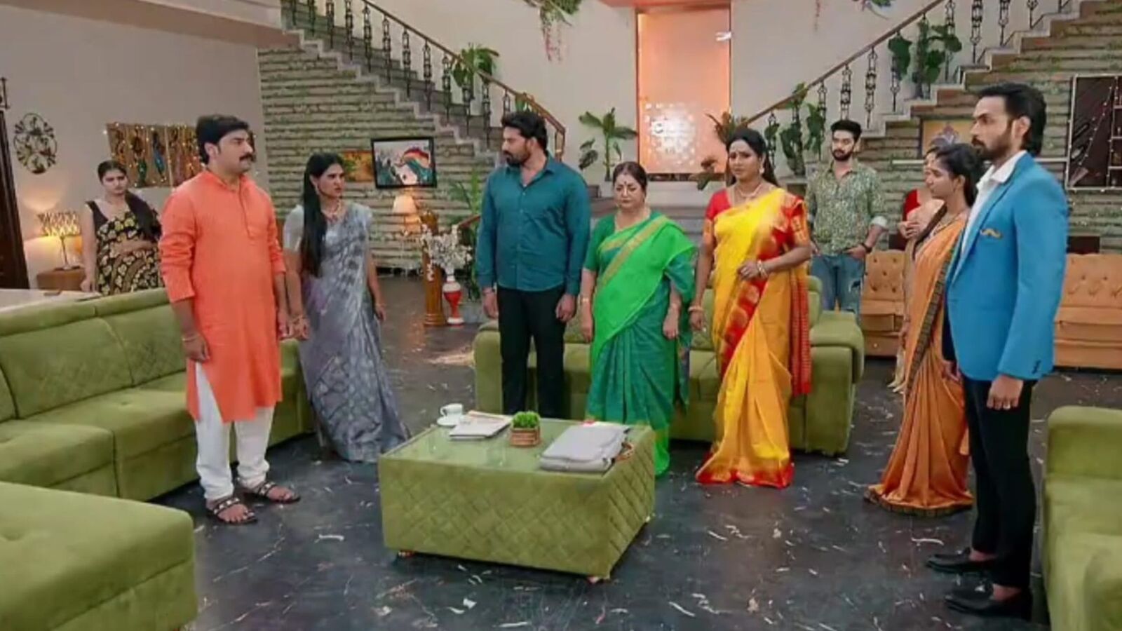 Brahmamudi January 8th Episode: అనామికను చంపుతానన్న సామంత్- ప్రకాశంను అవమానించిన కావ్య- రుద్రాణి సైడ్‌కి చిన్నన్నయ్య