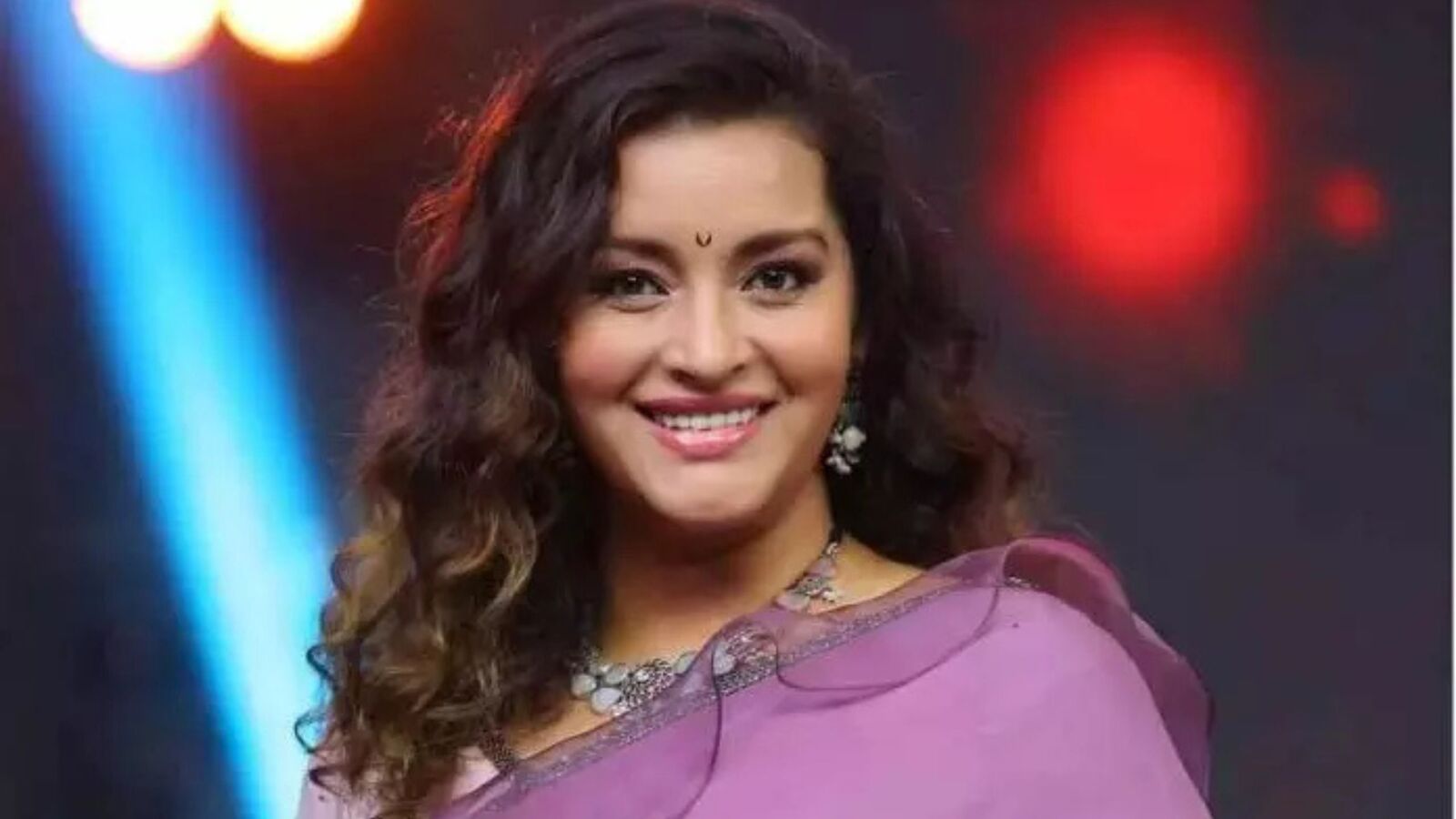 Renu Desai: రేణు దేశాయ్ నాకు సోదరిలాంటిది.. పురిటి నొప్పుల్ని అలా చూపించడంతో కన్నీళ్లు వచ్చాయి.. డైరెక్టర్ కామెంట్స్