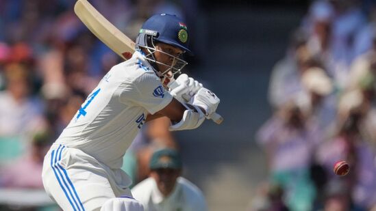 WTC Most Runs: యశస్వి జైస్వాల్ రెండో స్థానంలో ఉన్నాడు. అతడు 19 మ్యాచ్ లలో 1798 పరుగులు చేశాడు. 214 అత్యధిక స్కోర్లు, బ్యాటింగ్ సగటు 52.88.