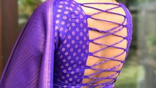 బ్యాక్ లెస్ లాన్ యార్డ్ డిజైన్