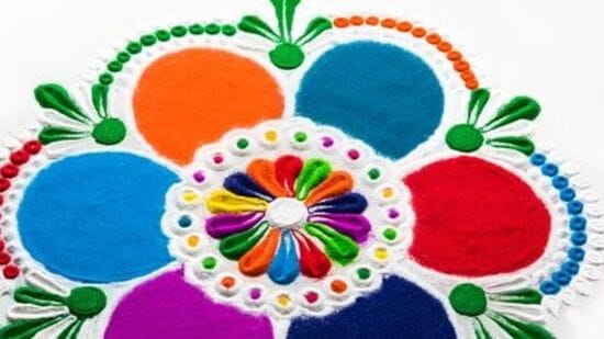ఇది చాలా సులువైన రంగుల ముగ్గు.