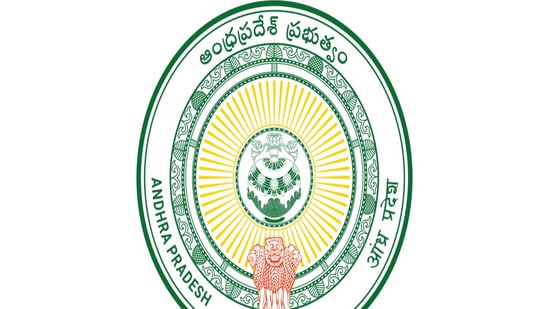 నామినేటెడ్ పదవులను సైతం ప్రభుత్వం కేటాయిస్తుంది. నామినేటెడ్ పొందిన కొందరికి కేబినెట్ హోదా కల్పించింది. వీరికి తాజాగా జీతం పెంచింది.&nbsp;