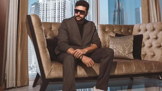 తమిళ స్టార్ హీరో జయం రవి కీలక నిర్ణయం తీసుకున్నారు. సినీ ఇండస్ట్రీ ద్వారా వచ్చిన ఆ పేరును మార్చేసుకున్నారు. జయం రవి నుంచి మళ్లీ తన ఒరిజినల్ పేరుకు ఛేంజ్ అయ్యారు. ఈ విషయాన్ని ఆయన నేడు (జనవరి 13) అధికారికంగా ప్రకటించారు.&nbsp;