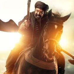 <p>బాల‌కృష్ణ డాకు మ‌హారాజ్ మూవీ &nbsp;వంద కోట్ల క్ల‌బ్‌లోకి అడుగుపెట్టింది. ఐదు రోజుల్లో 105 కోట్ల వ‌సూళ్ల‌ను ద‌క్కించుకున్న‌ది.&nbsp;</p>