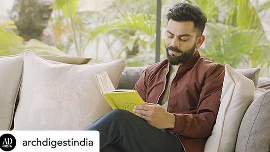 కోహ్లీ-అనుష్క కొత్త బంగ్లాను ప్రత్యేకంగా డిజైన్ చేసి దాదాపు అన్ని రకాల ఆధునిక సౌకర్యాలను కలిగి ఉంది.