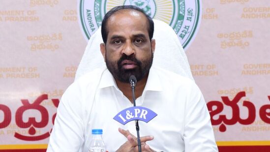 గుంటూరు జీజీహెచ్‌లో 65 వైద్యుల పోస్టులు ఖాళీగా ఉన్నట్లు తెలుస్తోంది. ఇతర ఆసుపత్రుల్లో 708 వైద్యుల పోస్టులు ఖాళీగా ఉన్నట్లు వైద్య ఆరోగ్య శాఖ నివేదిక బట్టి తెలుస్తోంది. బోధనాసుపత్రుల్లో 10,065 పారామెడికల్‌ పోస్టులు ఖాళీగా ఉన్నట్లు వైద్య ఆరోగ్య శాఖ ప్రకటించింది.&nbsp;