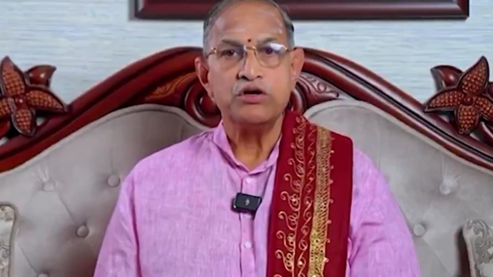 Chaganti Koteswara Rao : తిరుమలలో చాగంటి కోటేశ్వరరావుకు అవమానమంటూ వీడియో వైరల్, అవాస్తవ ప్రచారమని టీటీడీ క్లారిటీ