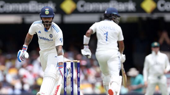 Virat Kohli Out: సిడ్నీలో ఆస్ట్రేలియాతో జరిగిన బోర్డర్-గవాస్కర్ ట్రోఫీ సిరీస్ లో చివరి టెస్టు సందర్భంగా కోహ్లీ మెడనొప్పితో బాధపడుతున్నాడని, సిరీస్ ముగిసిన మూడు రోజుల తర్వాత ఇంజెక్షన్ తీసుకున్నాడని వార్తలు వచ్చాయి.