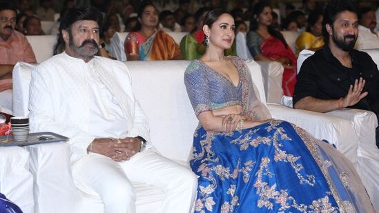 Daaku Maharaaj Success Celebrations: అనంతపురంలో డాకు మహారాజ్ ప్రీరిలీజ్ ఈవెంట్ రద్దు కాగా.. ఇప్పుడు అక్కడే సక్సెస్ సెలబ్రేషన్స్ చేయడం విశేషం.&nbsp;