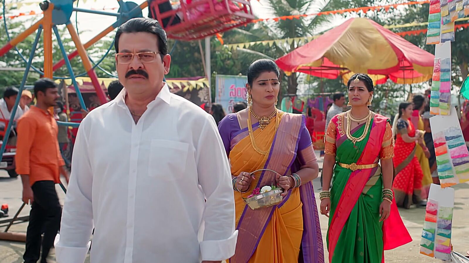 Illu Illalu Pillalu Today Episode: ధీర‌జ్‌, ప్రేమ రొమాంటిక్ ఫోజులు - సాగ‌ర్‌ను అపార్థం చేసుకున్న న‌ర్మ‌ద తండ్రి