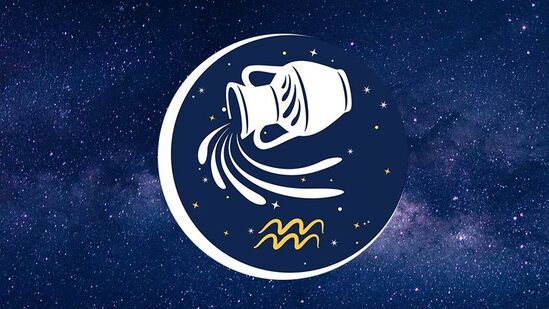 కుంభ రాశి : ఈ రాశి వారికి ఈ రోజు కొత్తదనాన్ని కలిగిస్తుంది. మీరు మీ వ్యాపారంలో కొంతమంది కొత్త వ్యక్తులను చేర్చుకోవచ్చు. కొన్ని పాత సమస్యల వల్ల కాస్త ఒత్తిడికి గురవుతారు. మీరు ఒక పని కోసం వేరొకరిపై ఆధారపడితే, మీరు ఆ పనిని పూర్తి చేయడంలో ఇబ్బంది పడతారు. మీ మనసులో అసూయ, ద్వేష భావాలు ఉండకూడదు. మీరు మీ డబ్బును ముందుగానే ప్లాన్ చేసుకుంటే మీకు మంచిది. కుంభ రాశి : ఈ రాశి వారికి ఈ రోజు కొత్తదనాన్ని కలిగిస్తుంది. మీరు మీ వ్యాపారంలో కొంతమంది కొత్త వ్యక్తులను చేర్చుకోవచ్చు. కొన్ని పాత సమస్యల వల్ల కాస్త ఒత్తిడికి గురవుతారు. మీరు ఒక పని కోసం వేరొకరిపై ఆధారపడితే, మీరు ఆ పనిని పూర్తి చేయడంలో ఇబ్బంది పడతారు. మీ మనసులో అసూయ, ద్వేష భావాలు ఉండకూడదు. మీరు మీ డబ్బును ముందుగానే ప్లాన్ చేసుకుంటే మీకు మంచిది.