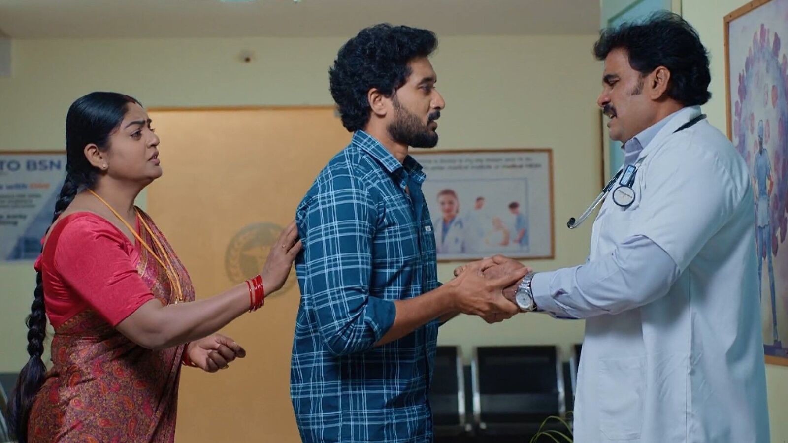 Karthika Deepam 2 Serial February 1: ట్రీట్మెంట్ ఆపేస్తానన్న డాక్టర్.. కార్తీక్, దీప కంగారు.. జ్యోత్స్న మాటలకు పారు షాక్