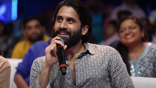 తాను ఇంట్లో శోభితను బుజ్జితల్లి అనే పిలుస్తానని నాగచైతన్య వెల్లడించారు. తండేల్ చిత్రం ముందు నుంచే తాను శోభితను అలా పిలుస్తున్నానని అన్నారు. తండేల్ చిత్రం నుంచి వచ్చిన బుజ్జితల్లి సాంగ్ చాలా పాపులర్ అయింది. మూవీకి మంచి బజ్ తీసుకొచ్చింది.&nbsp;