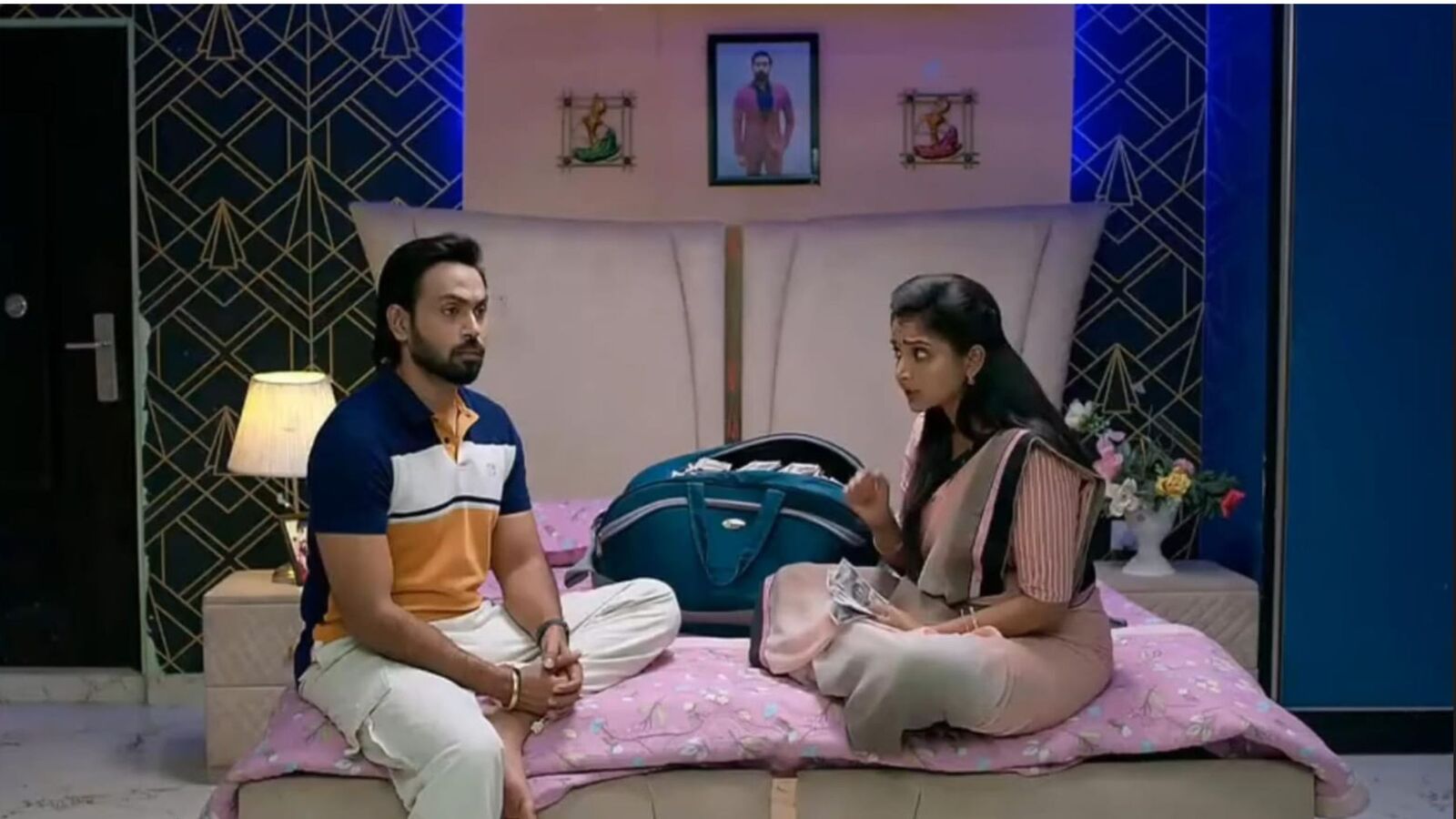 Brahmamudi February 3rd Episode: రాజ్ చేతికి బ్లాక్ మనీ- రెడ్ హ్యాండెడ్‌గా పట్టించేందుకు రుద్రాణి ప్లాన్- అపర్ణ ఆగ్రహం