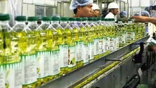 గింజల నుంచి నూనెలను ఉత్తత్తి చేసే క్రమంలో వినియోగిస్తున్న హెక్సెన్‌లు కాళ్లు, చేతుల్లో ఉండే నరాలకు హాని కలిగిస్తున్నాయి. వంట నూనెల ఉత్పత్తికి అధిక &nbsp;ఉష్ణోగ్రతకు గురి చేయడం వల్ల అవి ట్రాన్స్‌ఫ్యాట్స్‌గా మారుతున్నాయి. ఇది కణాల వాపుకు, డయాబెటిస్‌, క్యాన్సర్‌ వంటి గుండె జబ్బులకు కారణం అవుతోంది.&nbsp;