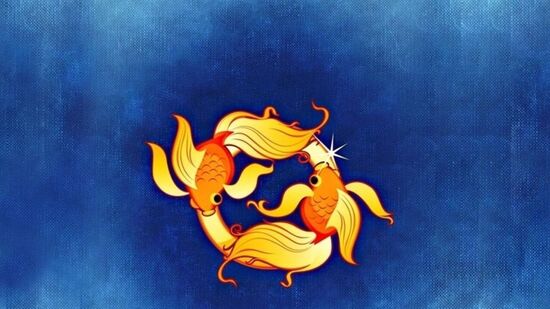 మీనం: శుక్ర, బృహస్పతి రాశుల మార్పు మీన రాశి వారికి చాలా మంచిది. ఈ రాశి వారికి చాలా లాభసాటిగా ఉంటుంది. అదృష్టం మీ వైపు ఉంటుంది. ఆర్థిక లాభాల అవకాశాలు మునుపటి కంటే ఎక్కువగా పెరుగుతాయి. పనిప్రాంతంలో మెరుగుదలకు అవకాశాలు పెరుగుతాయి. మీరు డబ్బు కొరతతో వ్యవహరించాల్సిన అవసరం లేదు. ఉద్యోగస్తులకు జీతభత్యాలు, గౌరవం పెరుగుతాయి. మీనం: శుక్ర, బృహస్పతి రాశుల మార్పు మీన రాశి వారికి చాలా మంచిది. ఈ రాశి వారికి చాలా లాభసాటిగా ఉంటుంది. అదృష్టం మీ వైపు ఉంటుంది. ఆర్థిక లాభాల అవకాశాలు మునుపటి కంటే ఎక్కువగా పెరుగుతాయి. పనిప్రాంతంలో మెరుగుదలకు అవకాశాలు పెరుగుతాయి. మీరు డబ్బు కొరతతో వ్యవహరించాల్సిన అవసరం లేదు. ఉద్యోగస్తులకు జీతభత్యాలు, గౌరవం పెరుగుతాయి.