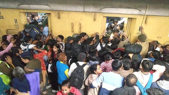 నివారం నాడు జరిగిన తొక్కిసలాట అనంతర పరిణామాలు ఇలా..