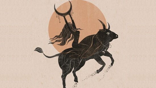 వృషభం: శుక్రుడు తిరోగమన దిశలో సంచరించడం వృషభ రాశి వారికి కలిసి రానుంది. సుదీర్ఘంగా పెండింగ్‍లో ఉన్న కొన్ని పనులు ఈ కాలంలో పూర్తవుతాయి. గతం కంటే ఆర్థిక పరిస్థితి మెరుగవుతుంది. మానసిక ప్రశాంతత ఉంటుంది. కుటుంబంతో &nbsp;సమయం ఆనందంగా గడుపుతారు. వ్యాపారులకు ఆదాయం పెరిగే అవకాశం ఉంటుంది.&nbsp;