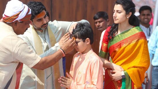 మానవత్వం, ఆధ్యాత్మికత మధ్య సంబంధాన్ని, లోతుగా నాటుకుపోయిన భారతజాతి విలువలను ప్రతిబింబిస్తుందని లోకేష్ చెప్పారు. పవిత్ర నదుల్లో ఆచరించే స్నానం, దానం, హృదయ పూర్వకమైన భక్తి మోక్ష మార్గాన్ని చూపిస్తాయని కోట్లాదిమంది నమ్మకం అని వివరించారు.&nbsp;