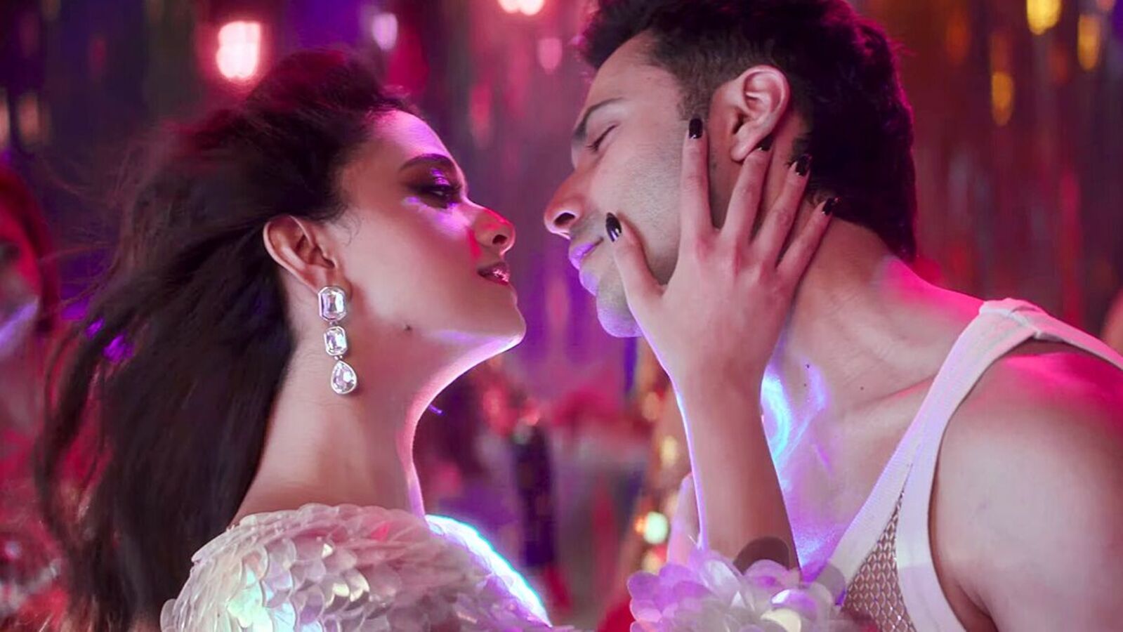 Baby John OTT: ఒక రోజు ముందుగానే స్ట్రీమిం‍గ్‍కు వచ్చిన కీర్తి సురేశ్ బాలీవుడ్ మూవీ.. ఎక్కడ చూడొచ్చు!